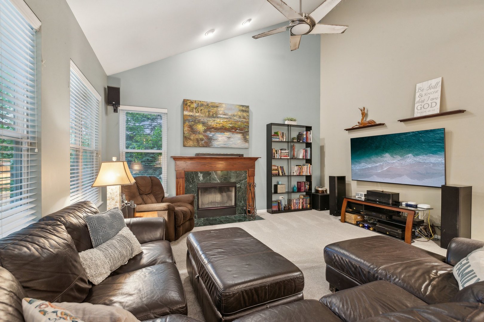 915 Eaton Court, Lake Villa, IL 60046