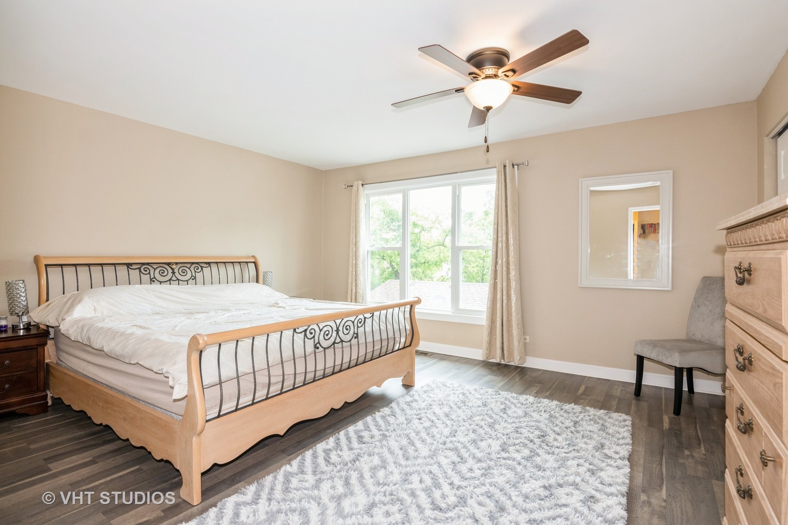 253 Edgewater Drive, Bloomingdale, IL 60108