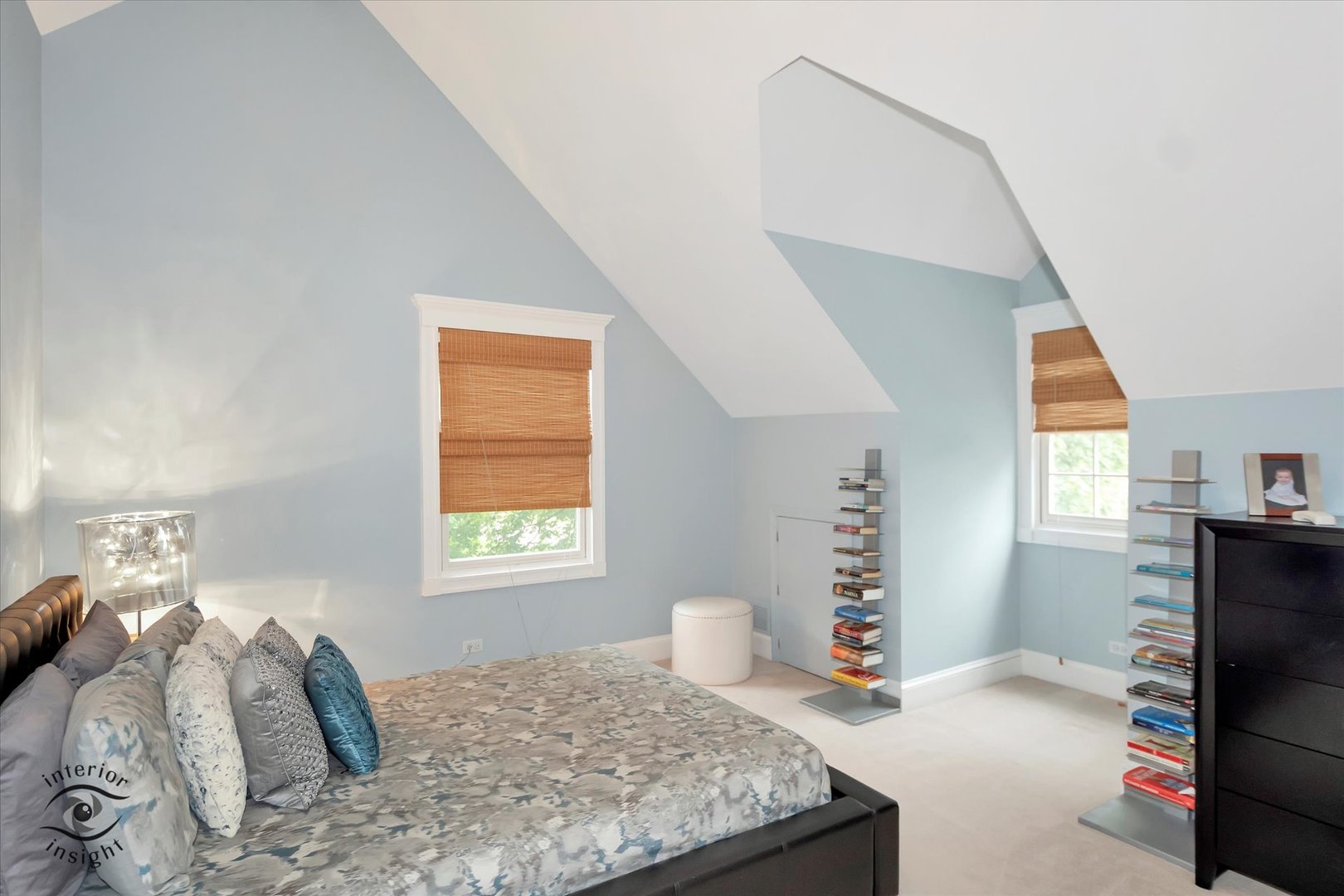 616 E Hillside Avenue, Barrington, IL 60010