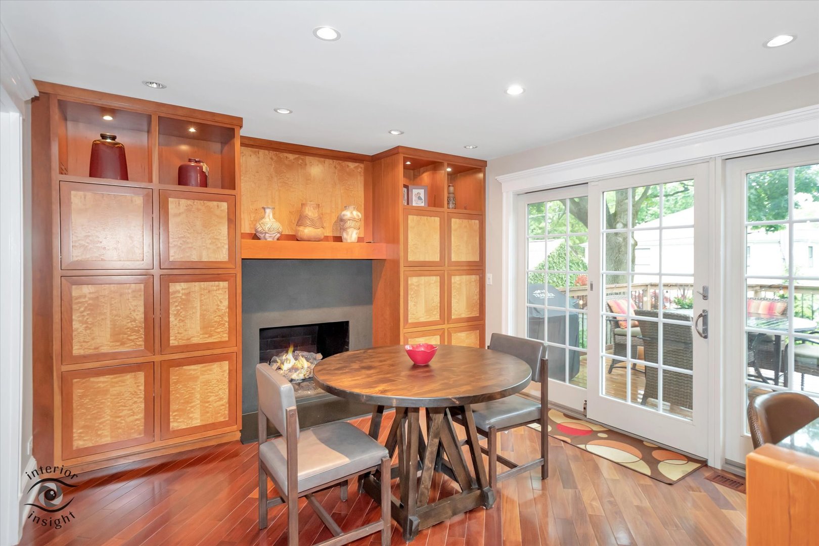 616 E Hillside Avenue, Barrington, IL 60010
