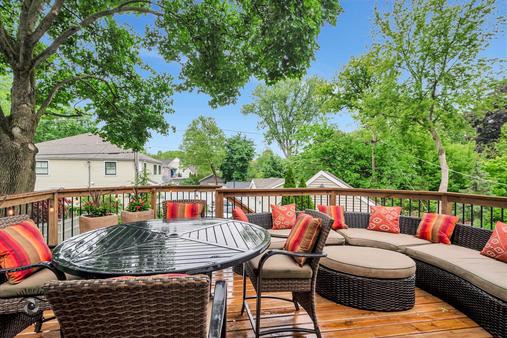 616 E Hillside Avenue, Barrington, IL 60010