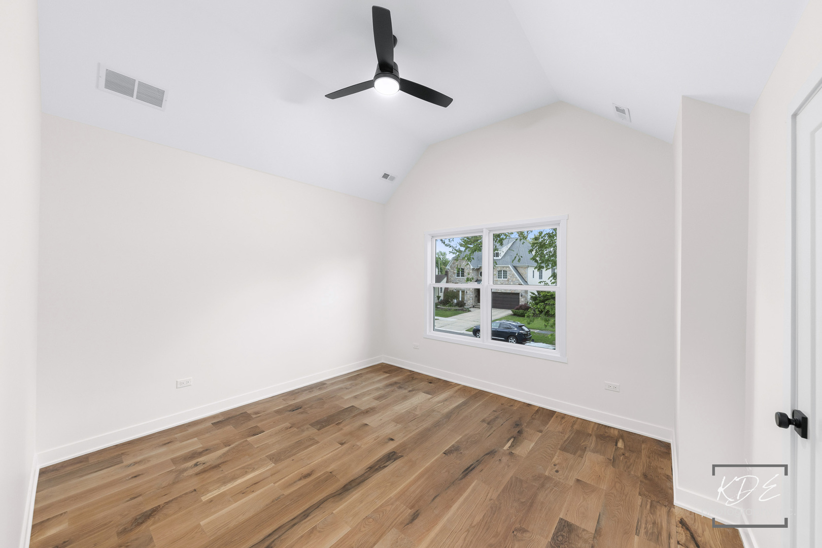 715 N Brainard Street, Naperville, IL 60563