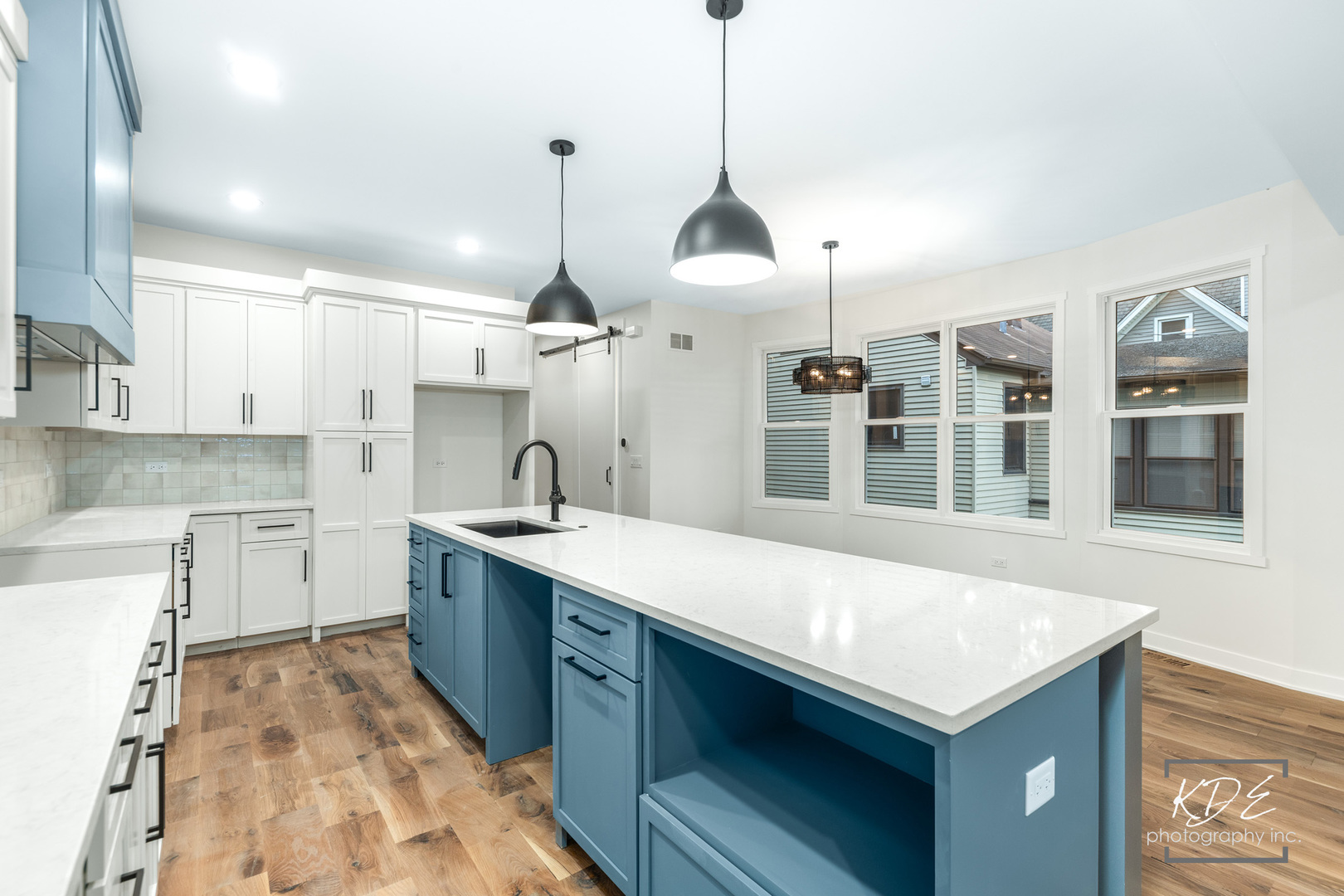715 N Brainard Street, Naperville, IL 60563