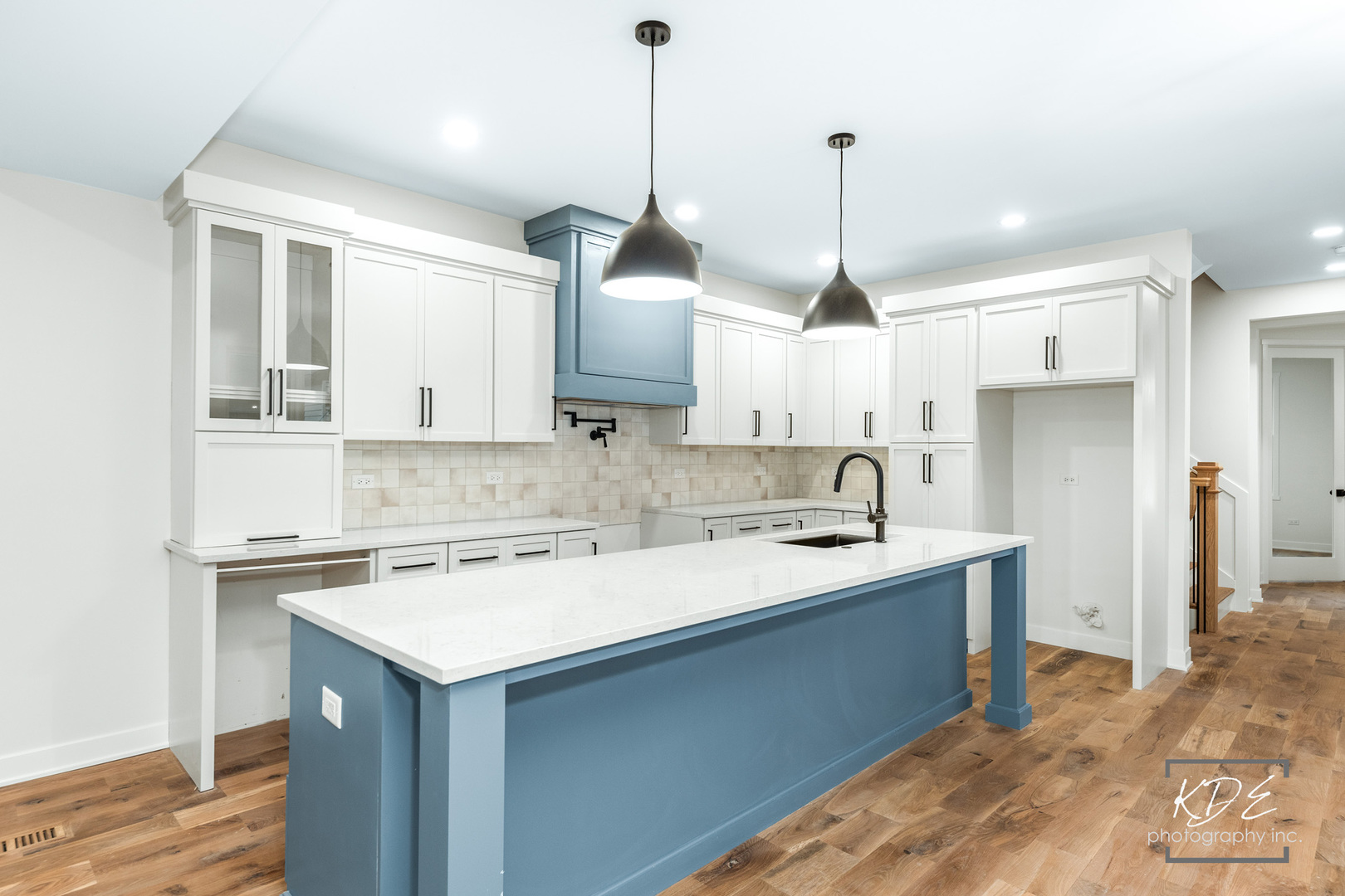 715 N Brainard Street, Naperville, IL 60563