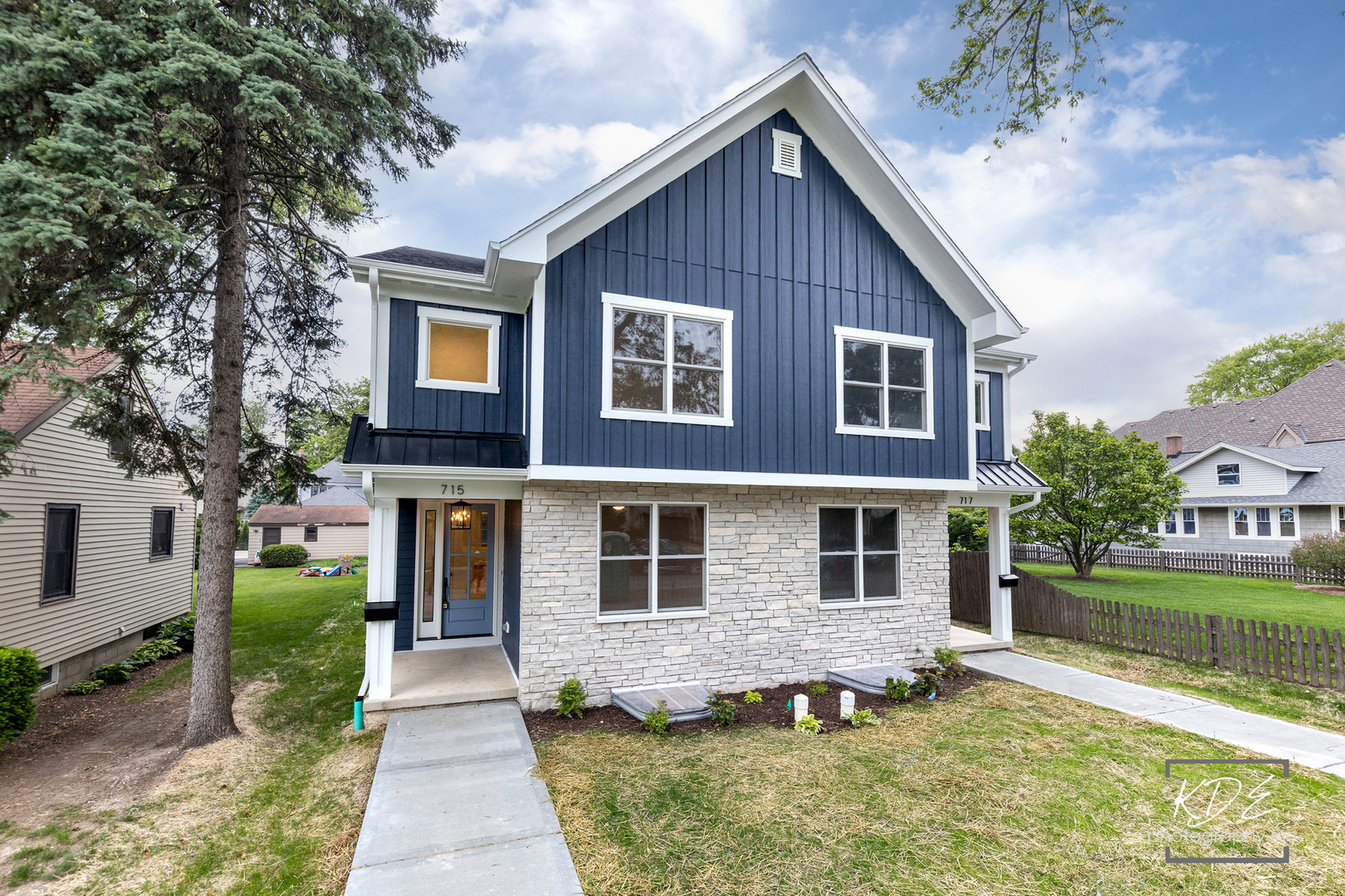 715 N Brainard Street, Naperville, IL 60563