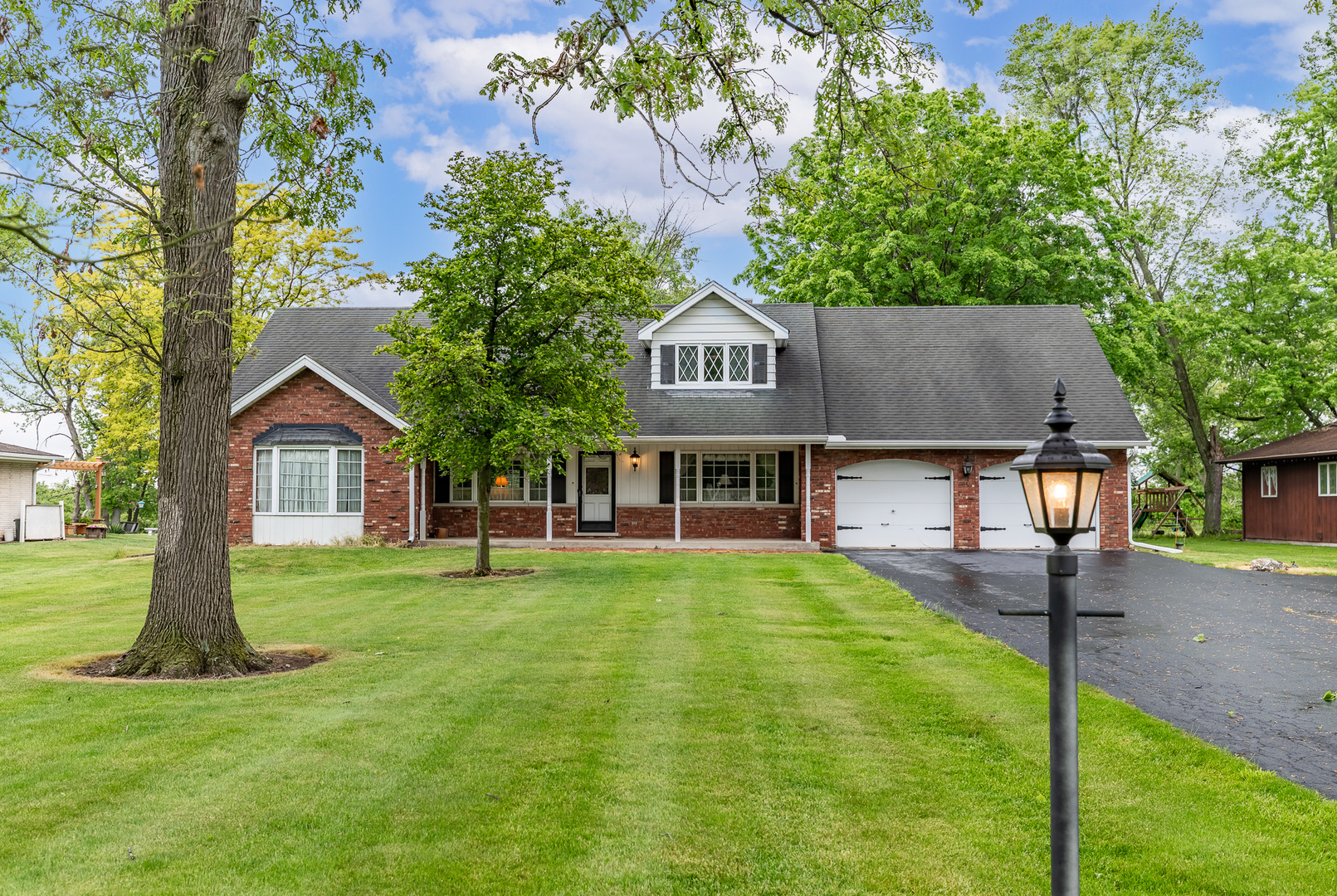 24364 S Volbrecht Road, Crete, IL 60417