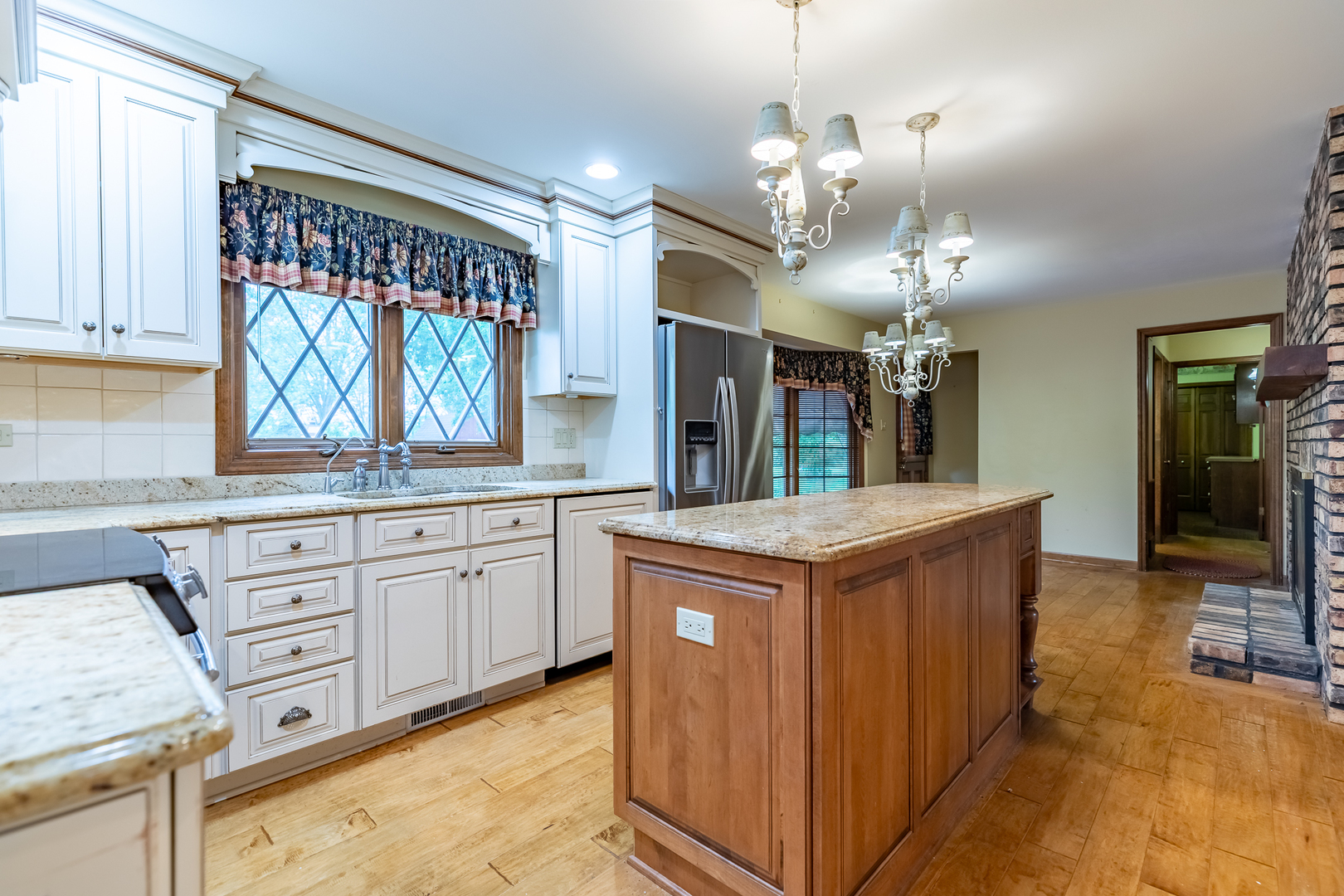 24364 S Volbrecht Road, Crete, IL 60417