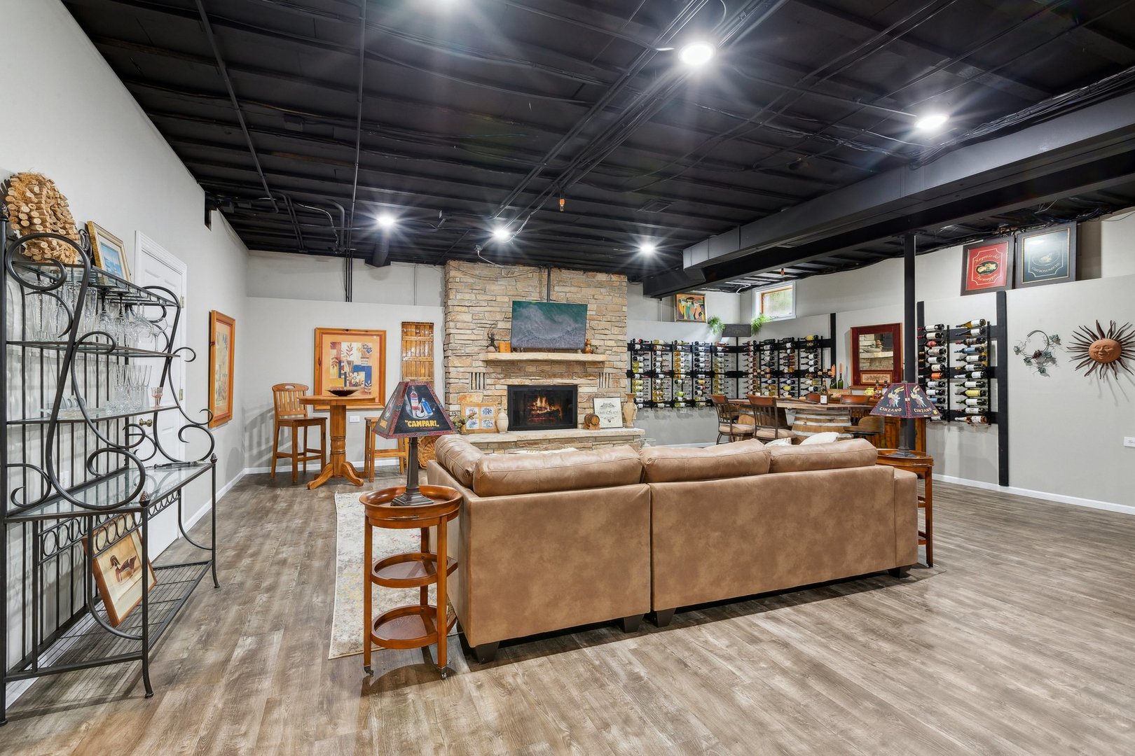 1424 Glencoe Avenue, Highland Park, IL 60035