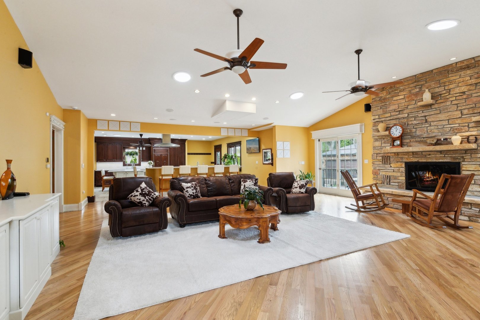 1424 Glencoe Avenue, Highland Park, IL 60035