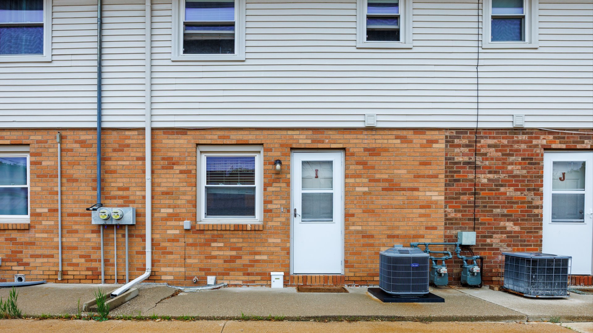 105 E Lincoln Street #I, Normal, IL 61761