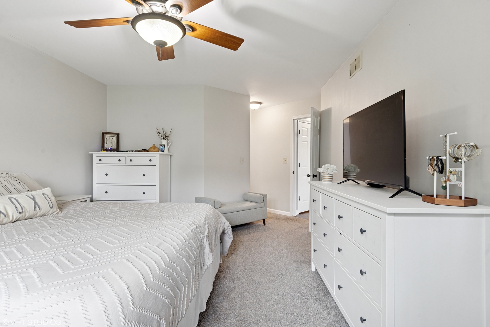 17302 Long Bow Drive, Lockport, IL 60441