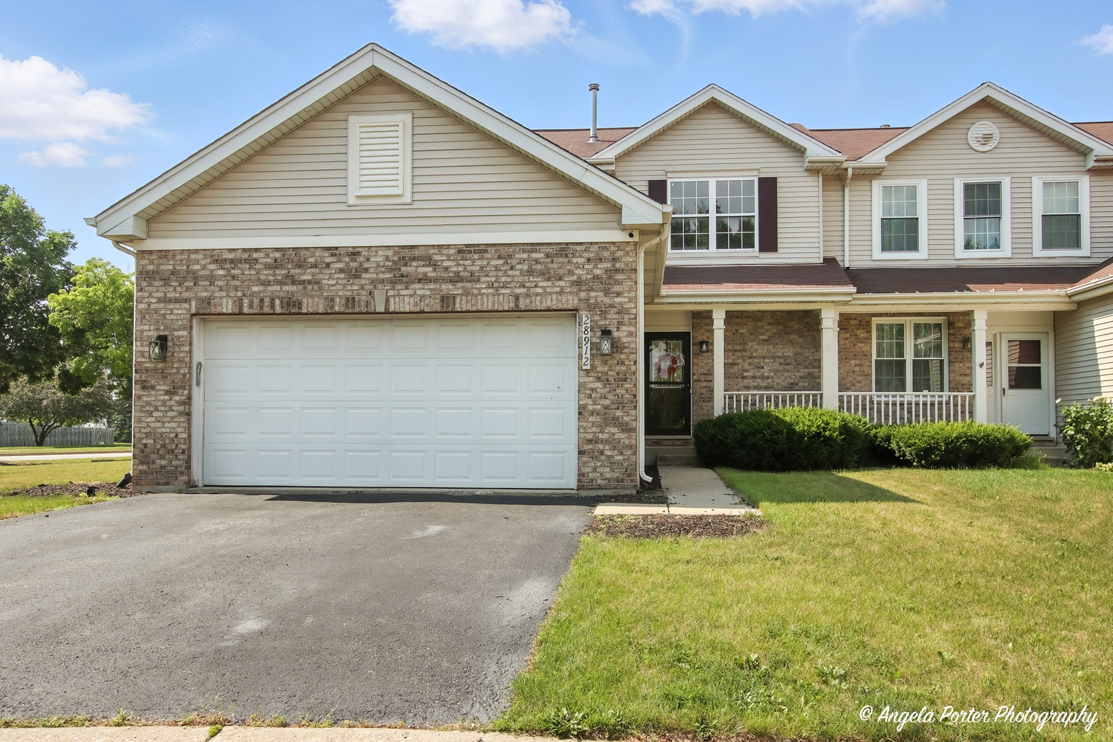 28912 Sawmill Lane, Lakemoor, IL 60051
