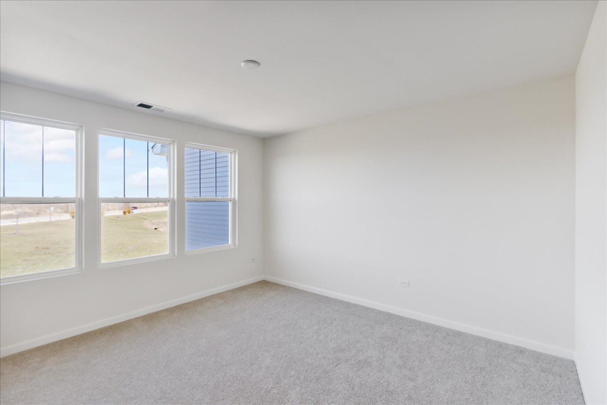 660 Switchgrass Way #58002, Bolingbrook, IL 60490