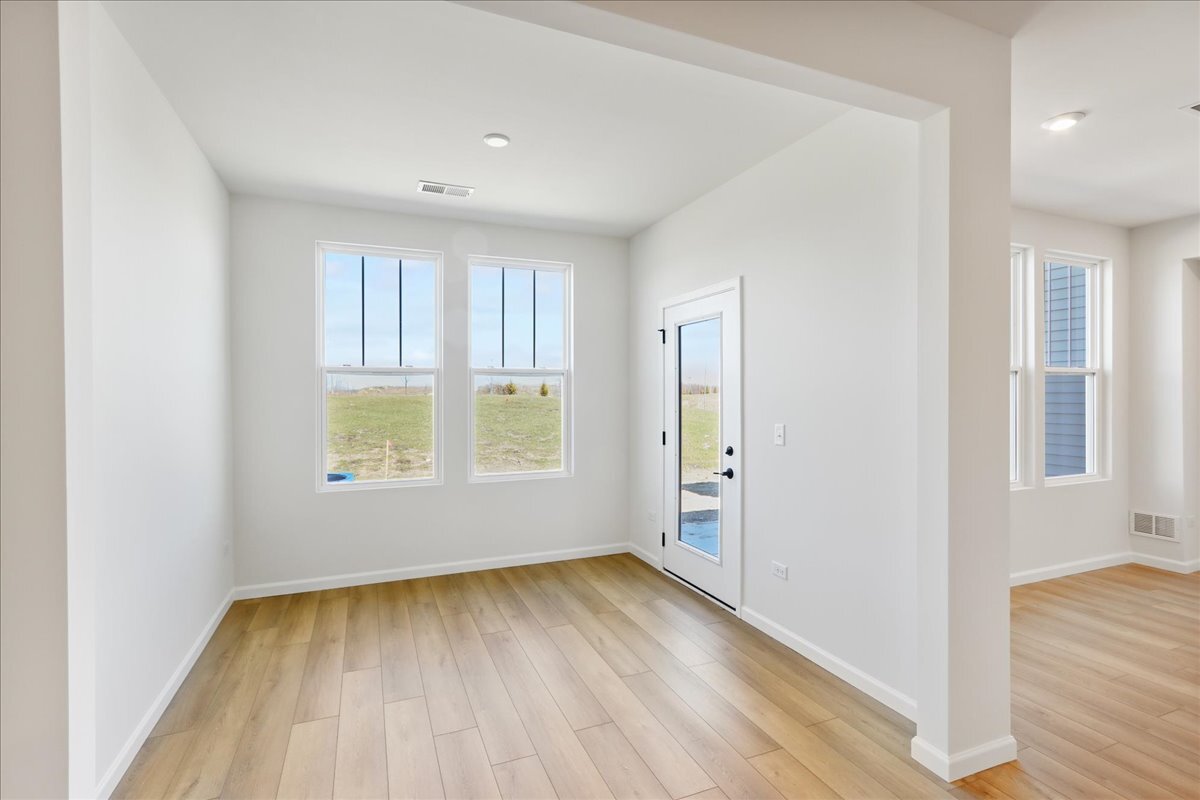 660 Switchgrass Way #58002, Bolingbrook, IL 60490