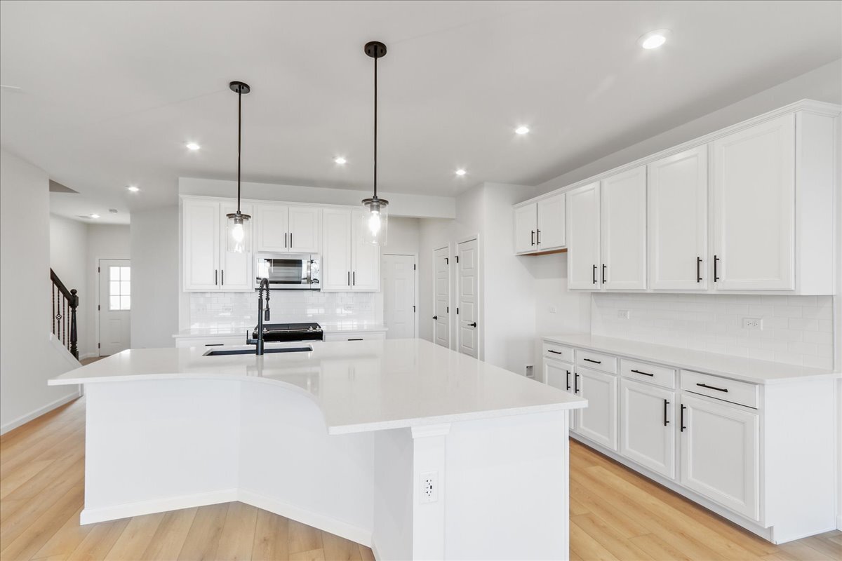 660 Switchgrass Way #58002, Bolingbrook, IL 60490