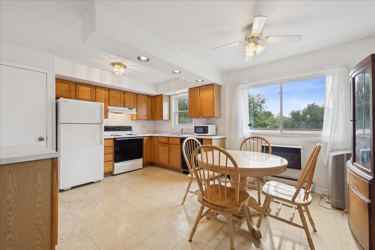 6862 W Lode Drive #2A, Worth, IL 60482