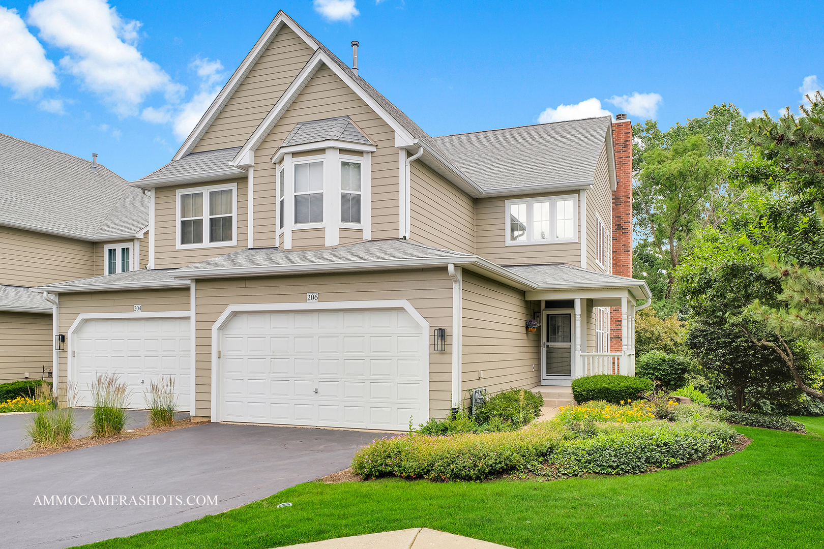 206 Tanglewood Drive, Glen Ellyn, IL 60137