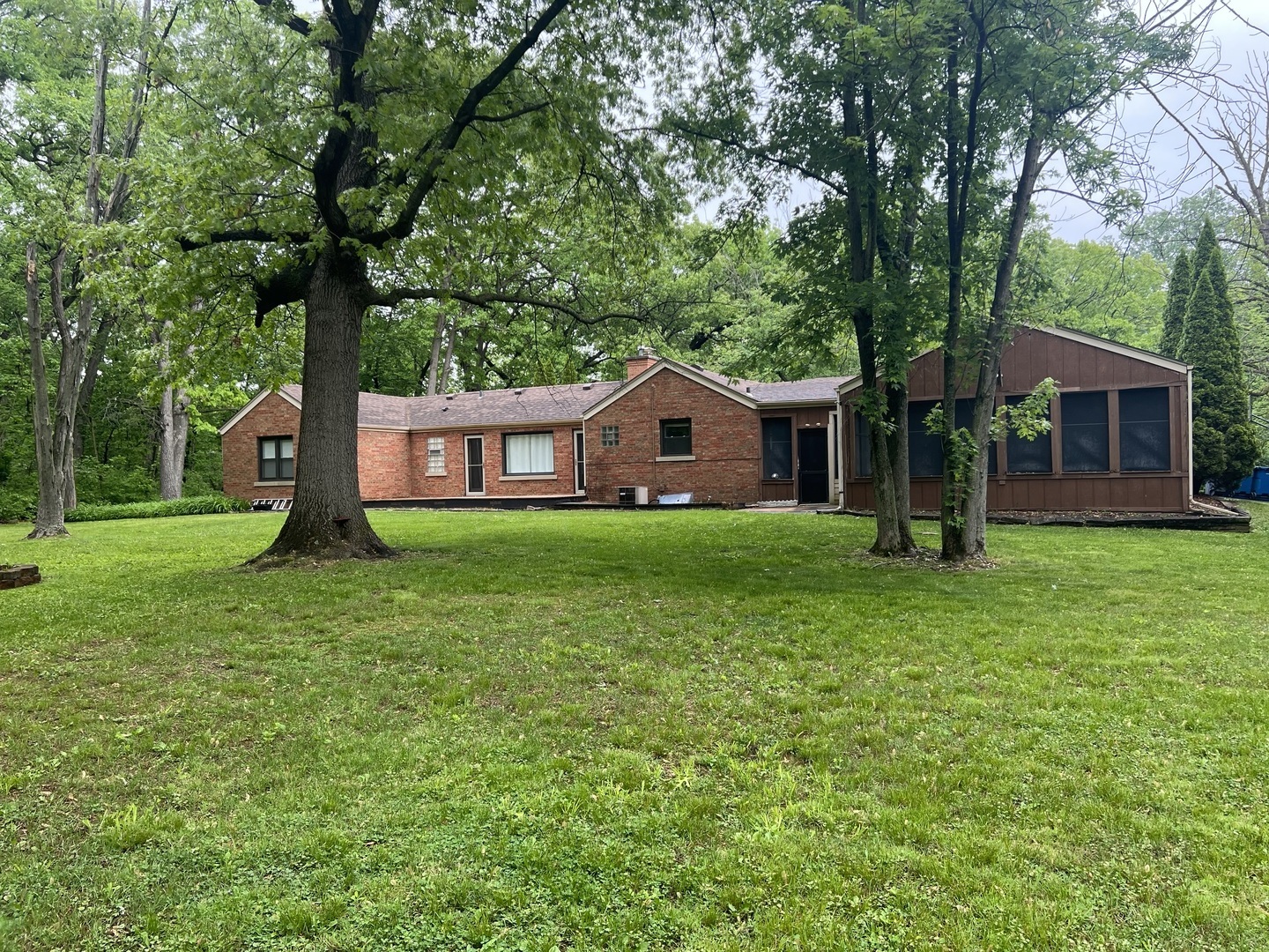 12200 S 88th Avenue, Palos Park, IL 60464