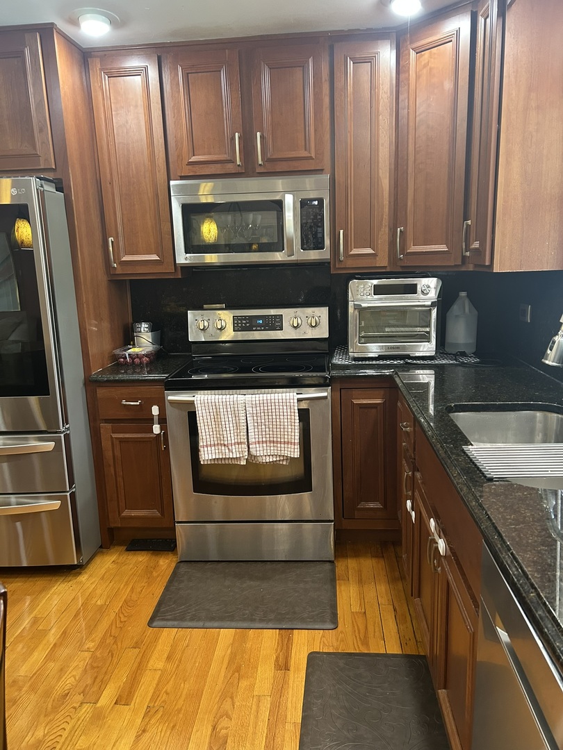 1507 Haise Lane, Elk Grove Village, IL 60007