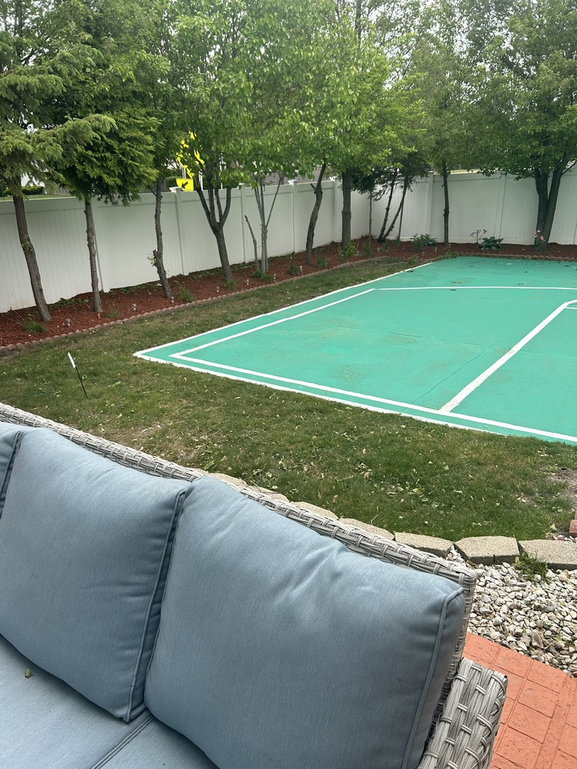 1507 Haise Lane, Elk Grove Village, IL 60007