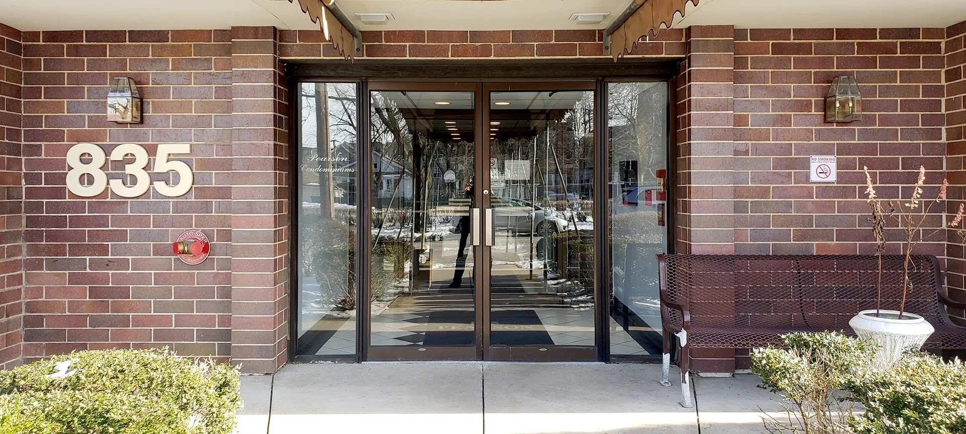 835 Pearson Street #101, Des Plaines, IL 60016