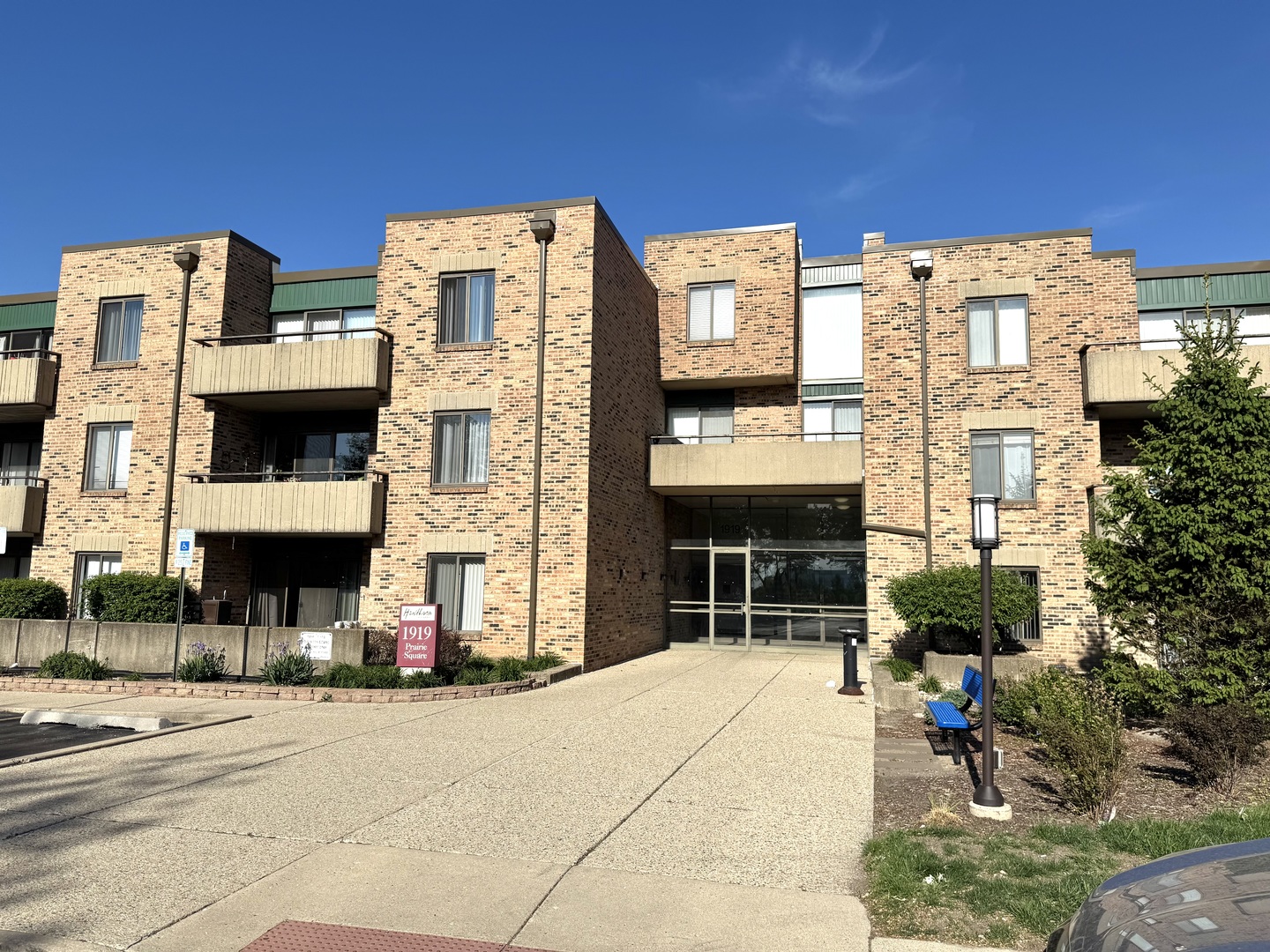1919 Prairie Square #231, Schaumburg, IL 60173