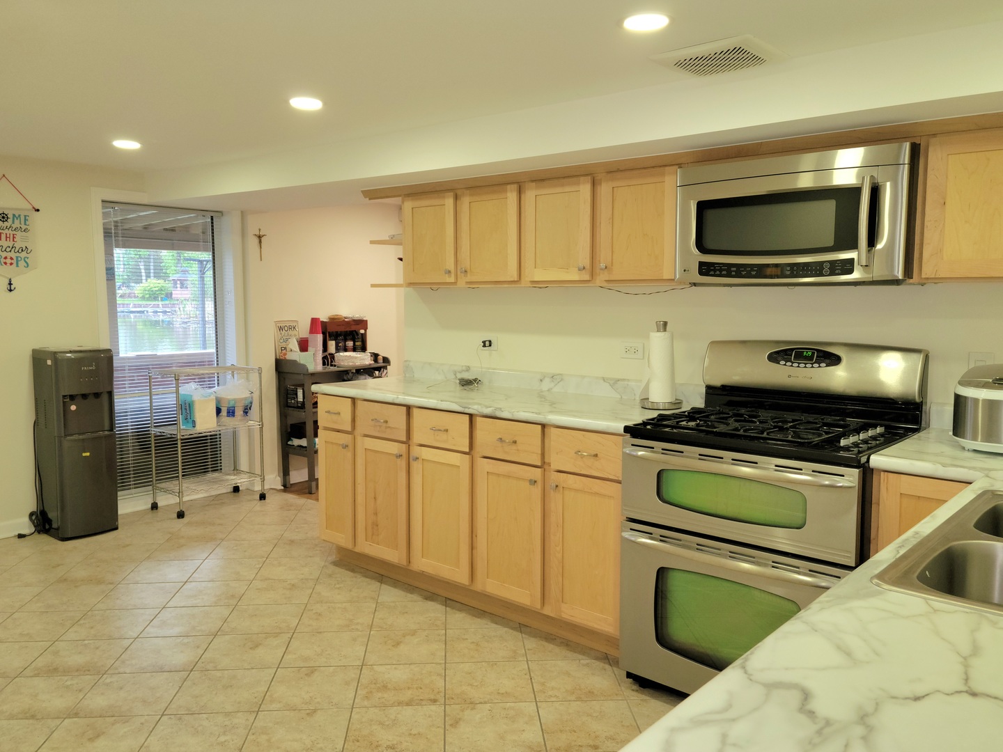 712 Fossil Drive, Ingleside, IL 60041
