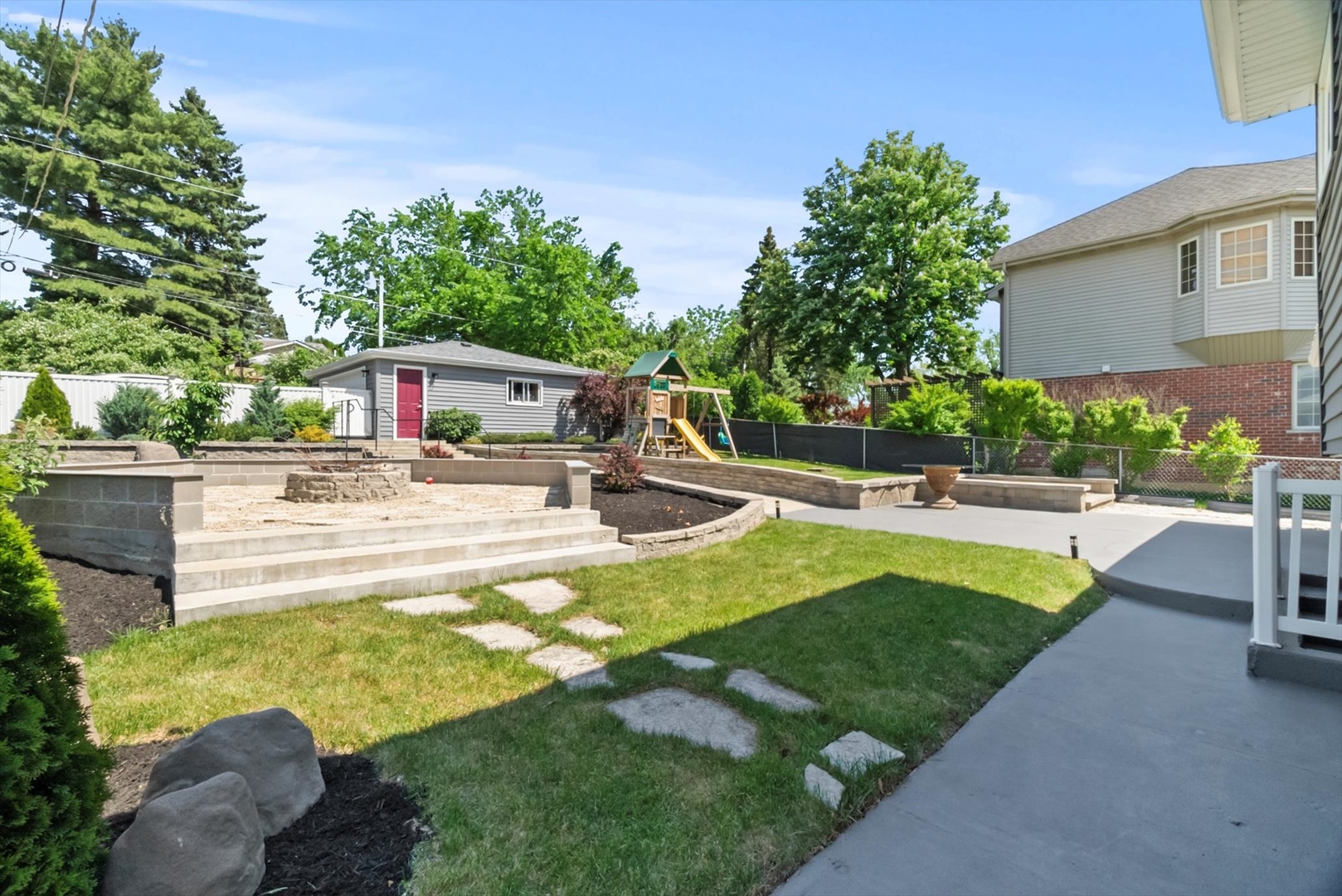 4401 Kingston Avenue, Lisle, IL 60532