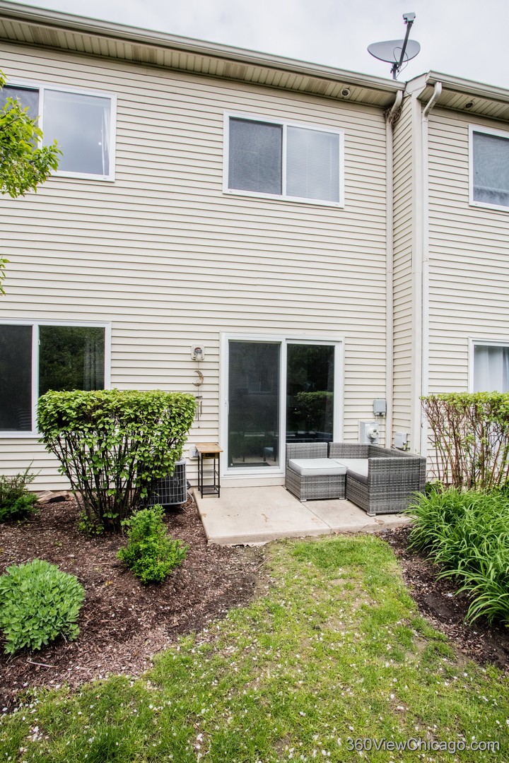 17527 S Gilbert Drive, Lockport, IL 60441