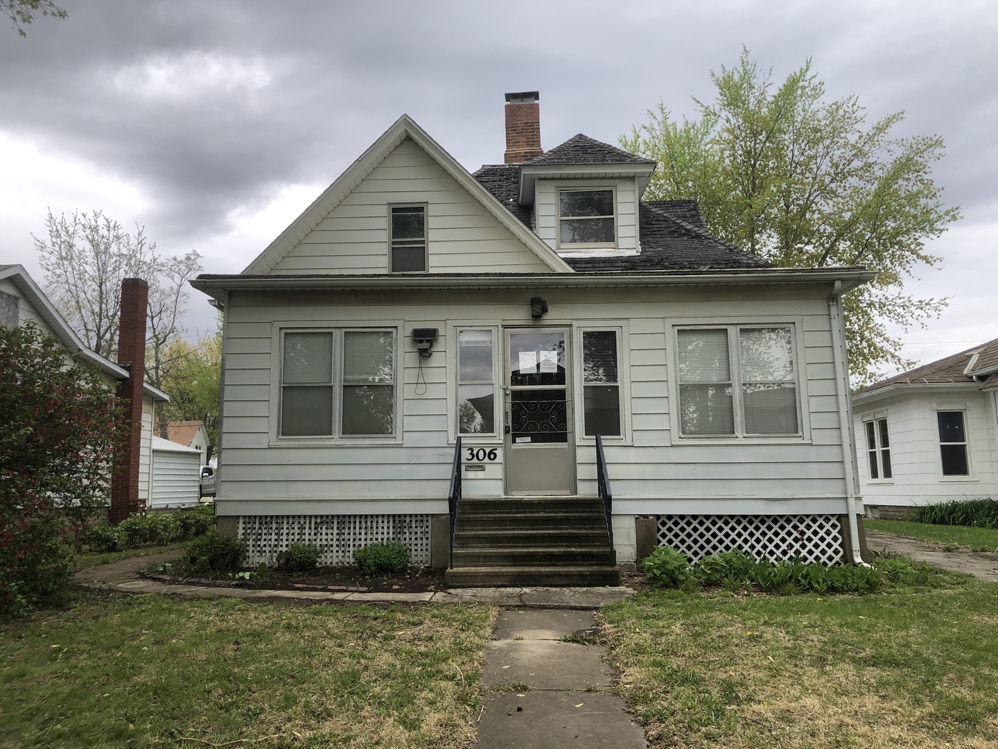 306 E Oak Street, Fairbury, IL 61739