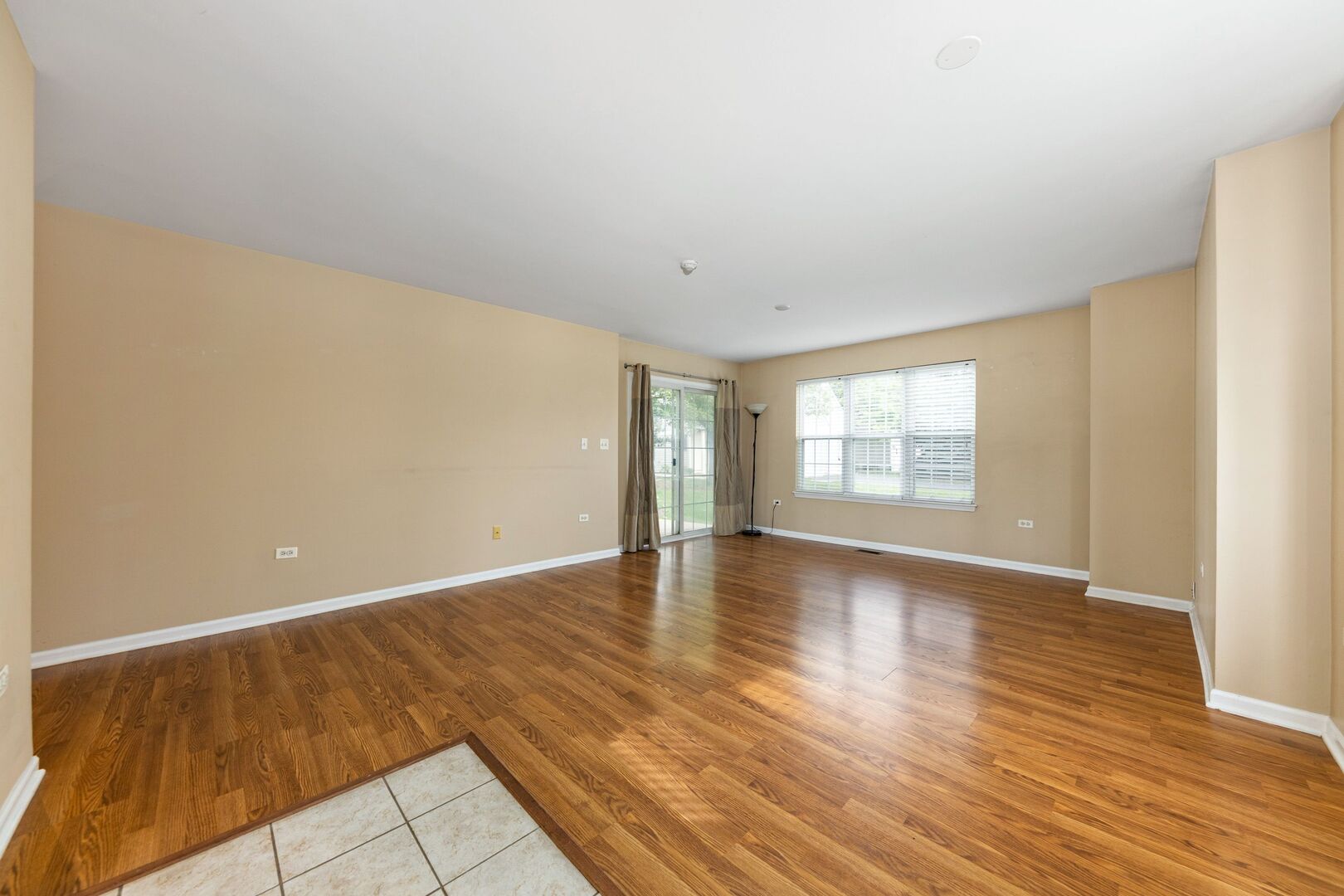 2211 Waterleaf Court #101, Naperville, IL 60564