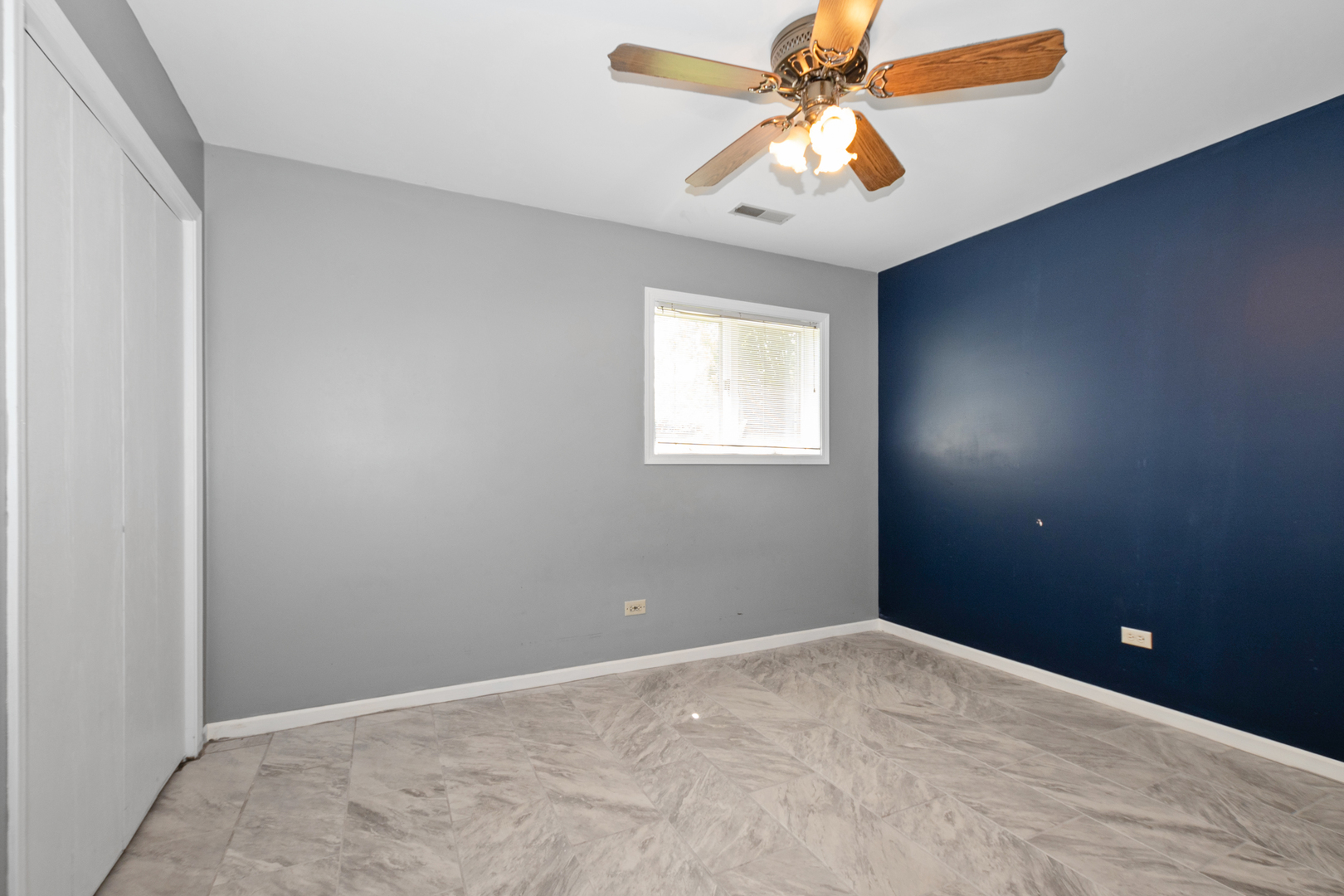 91 Mckinley Avenue, Steger, IL 60475