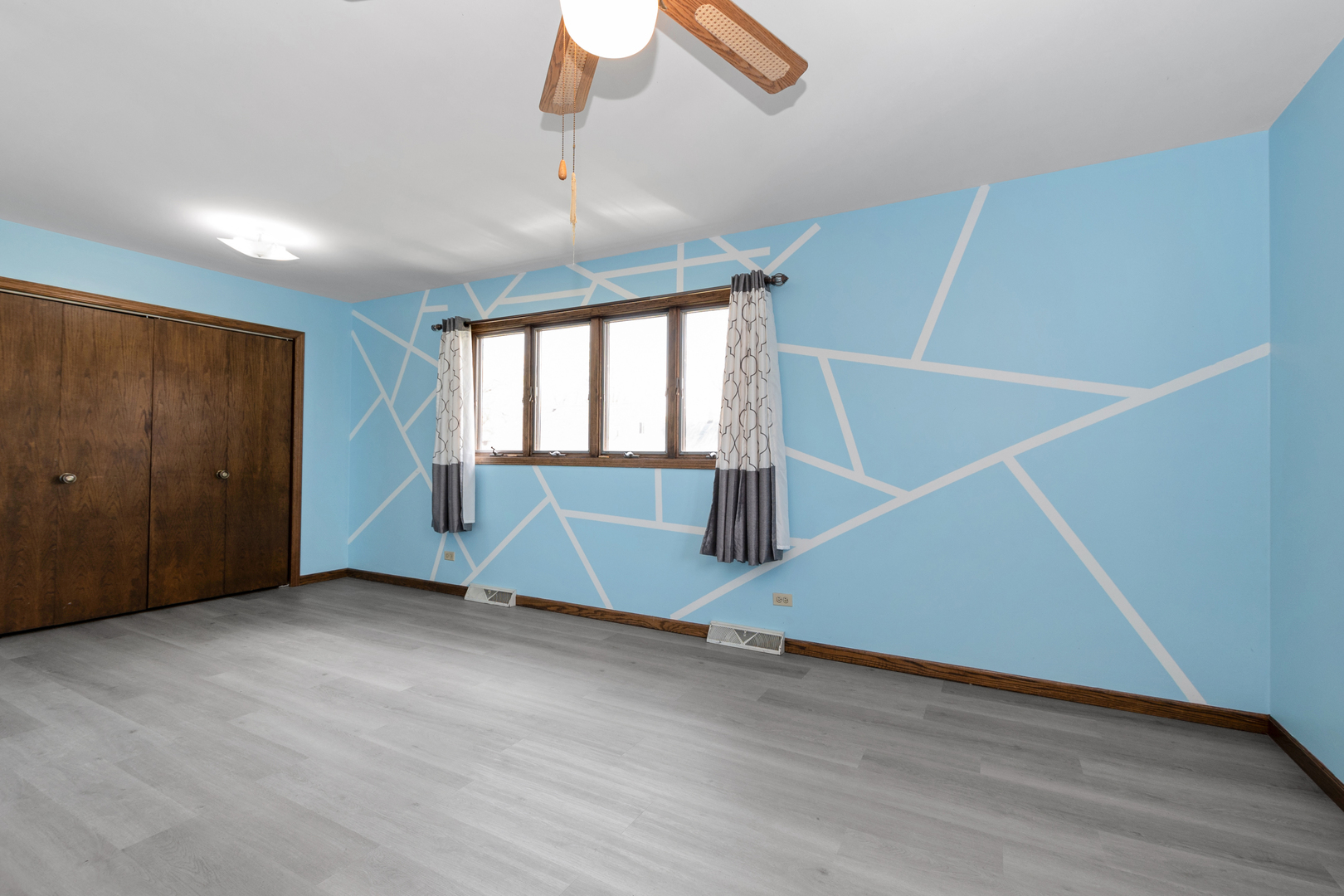 91 Mckinley Avenue, Steger, IL 60475