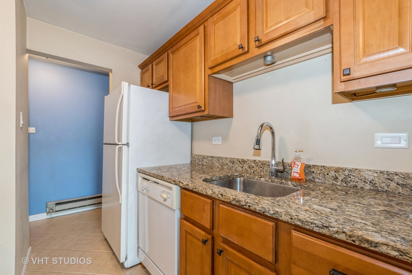 4137 W 97 Place #311, Oak Lawn, IL 60453