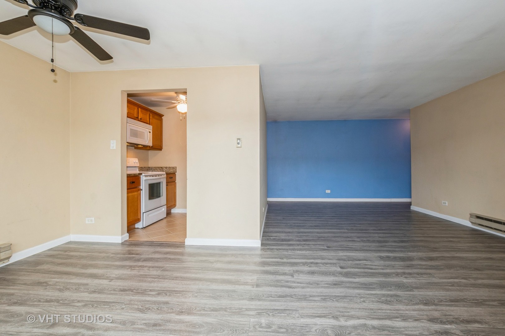 4137 W 97 Place #311, Oak Lawn, IL 60453