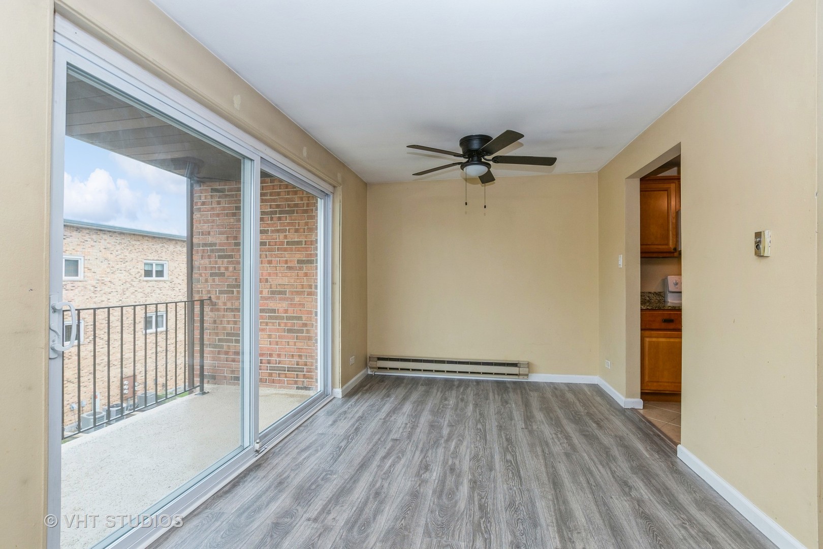 4137 W 97 Place #311, Oak Lawn, IL 60453