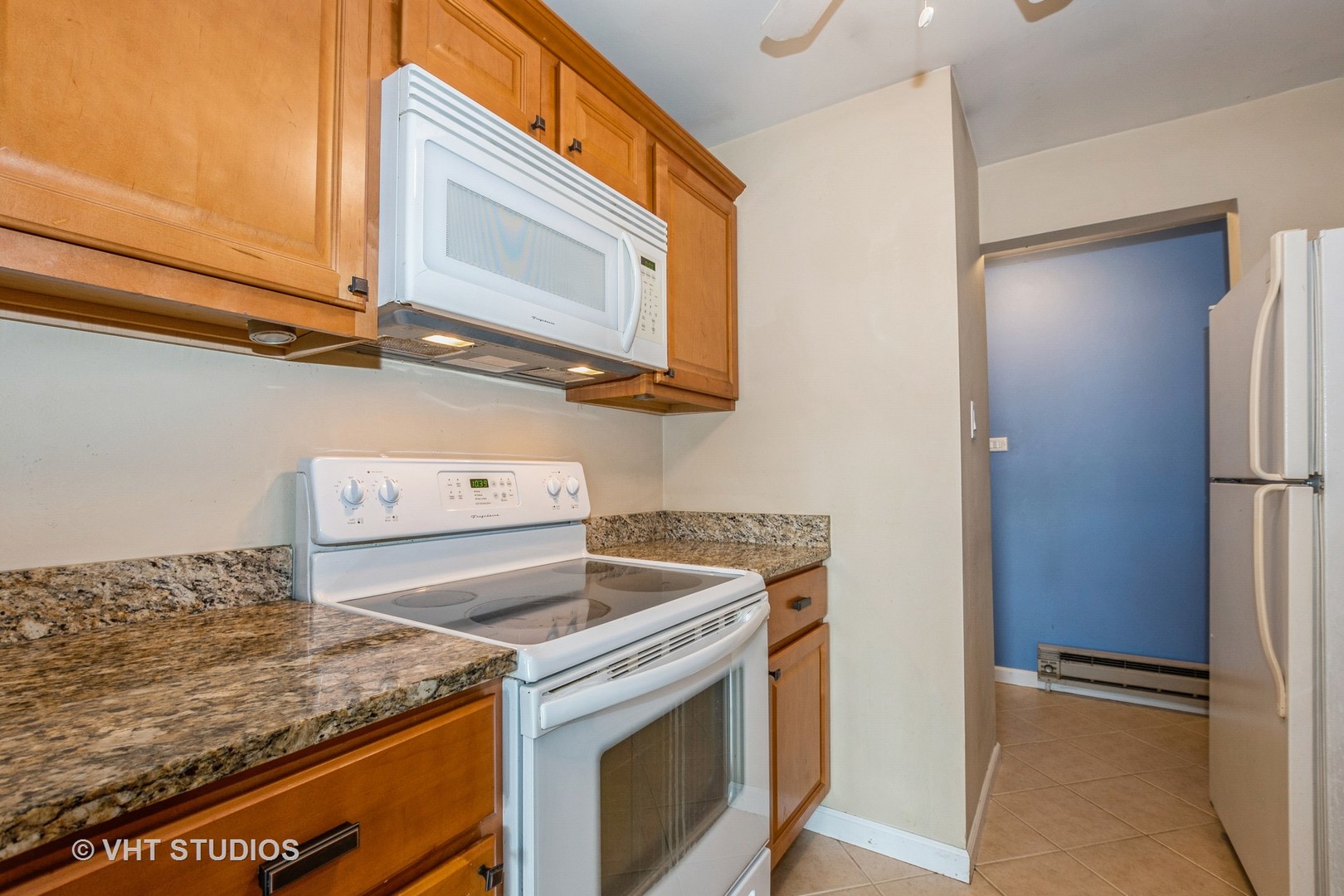 4137 W 97 Place #311, Oak Lawn, IL 60453