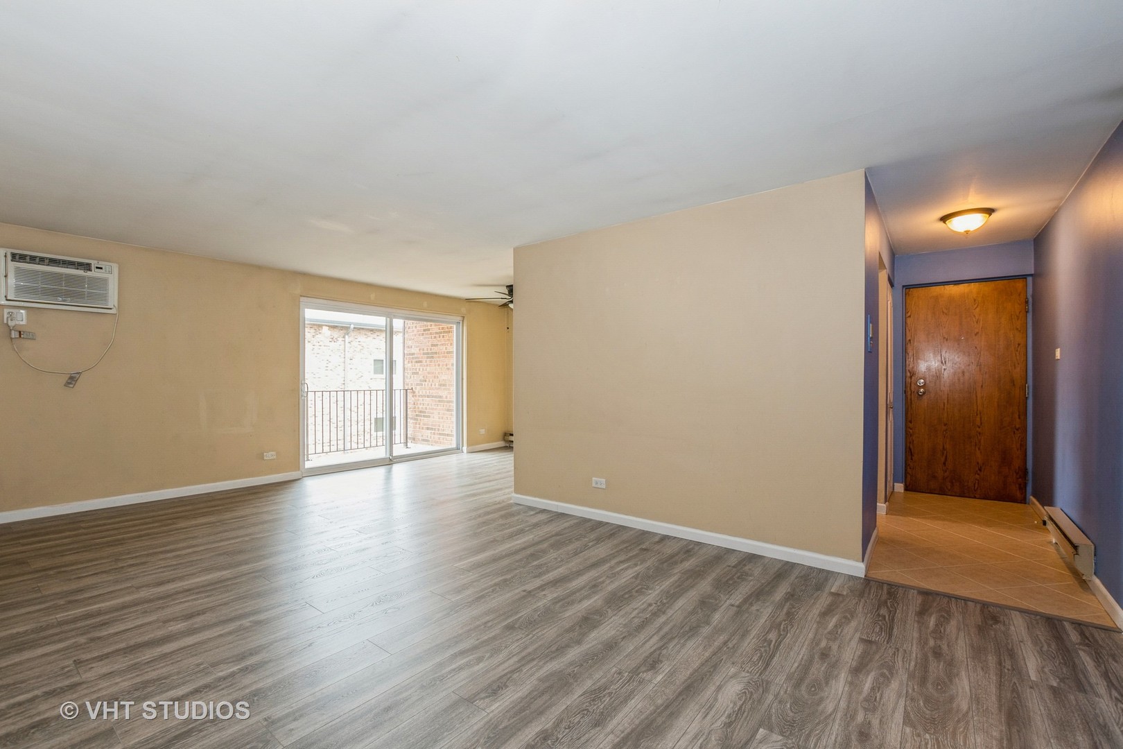 4137 W 97 Place #311, Oak Lawn, IL 60453