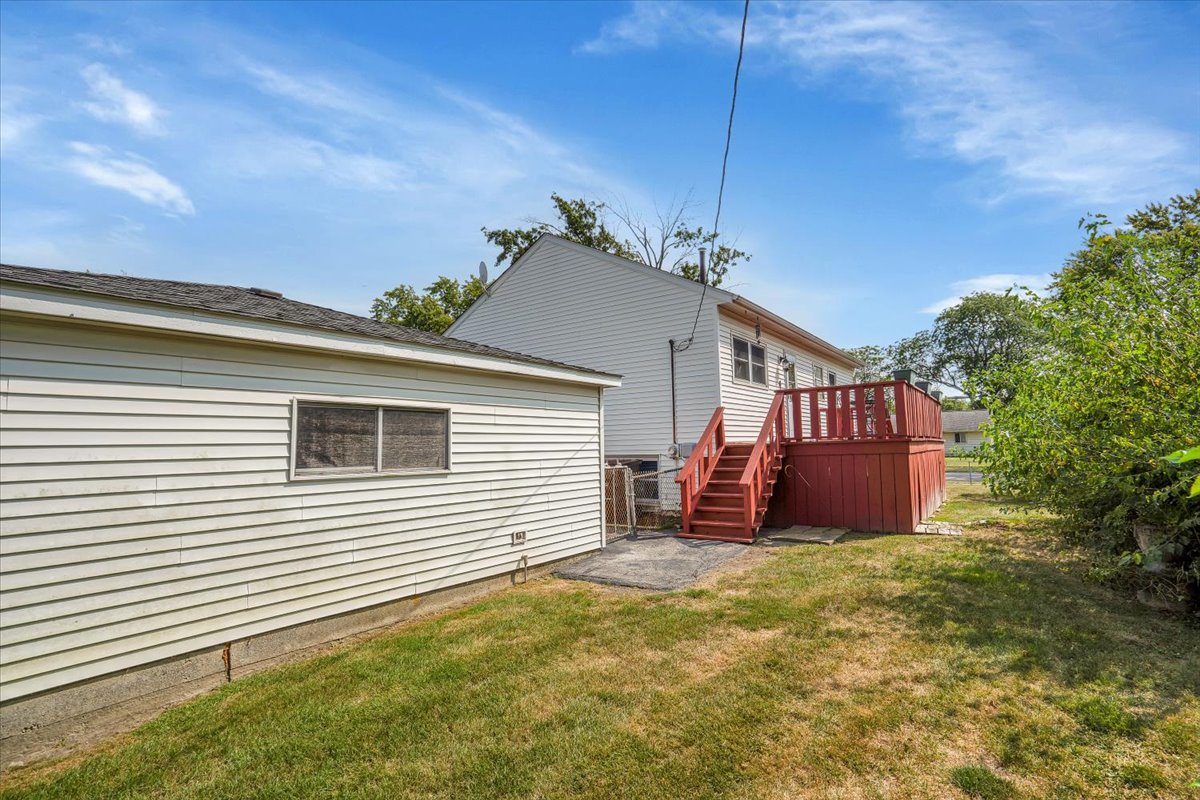 337 E Rose Street, Glenwood, IL 60425