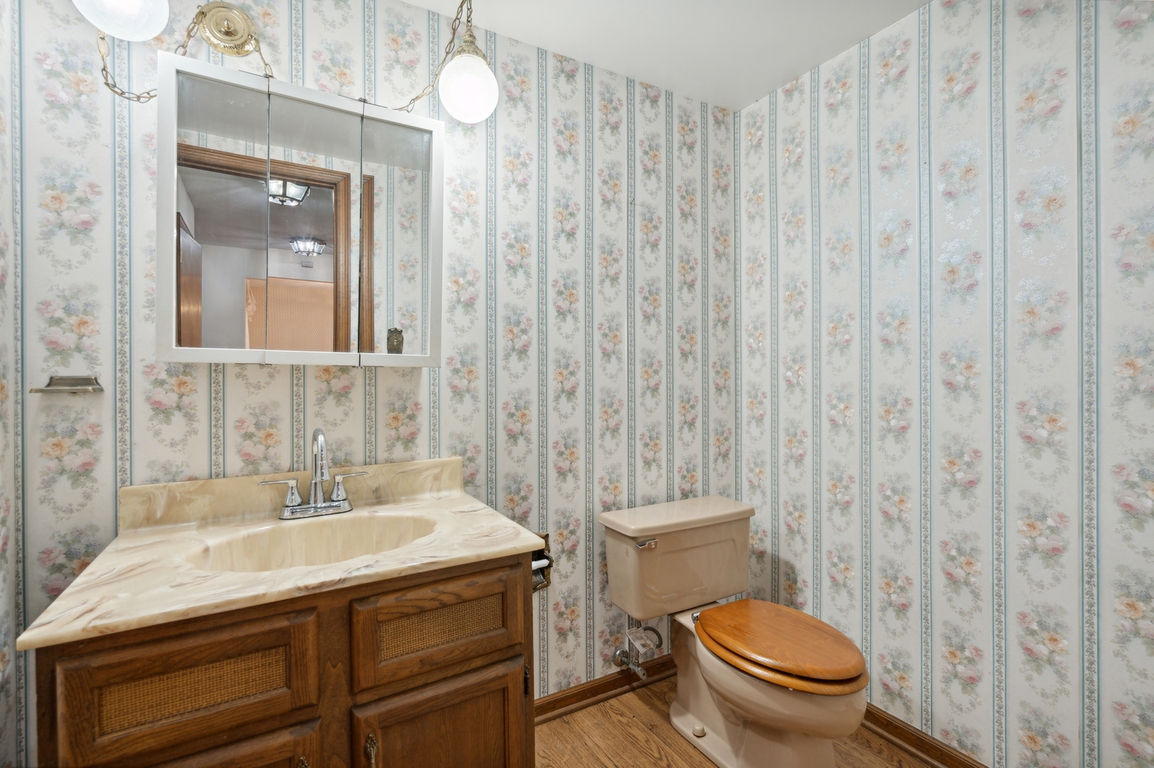 12375 W Ash Court, Beach Park, IL 60099