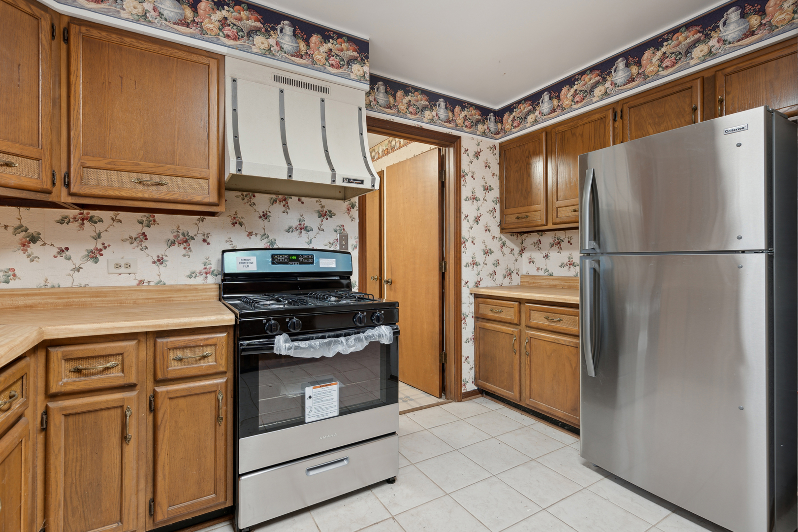 12375 W Ash Court, Beach Park, IL 60099