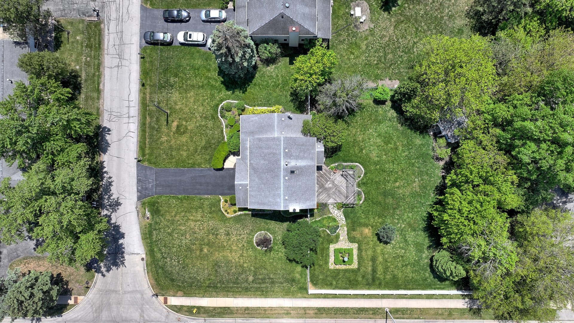 10300 S 75th Avenue, Palos Hills, IL 60465