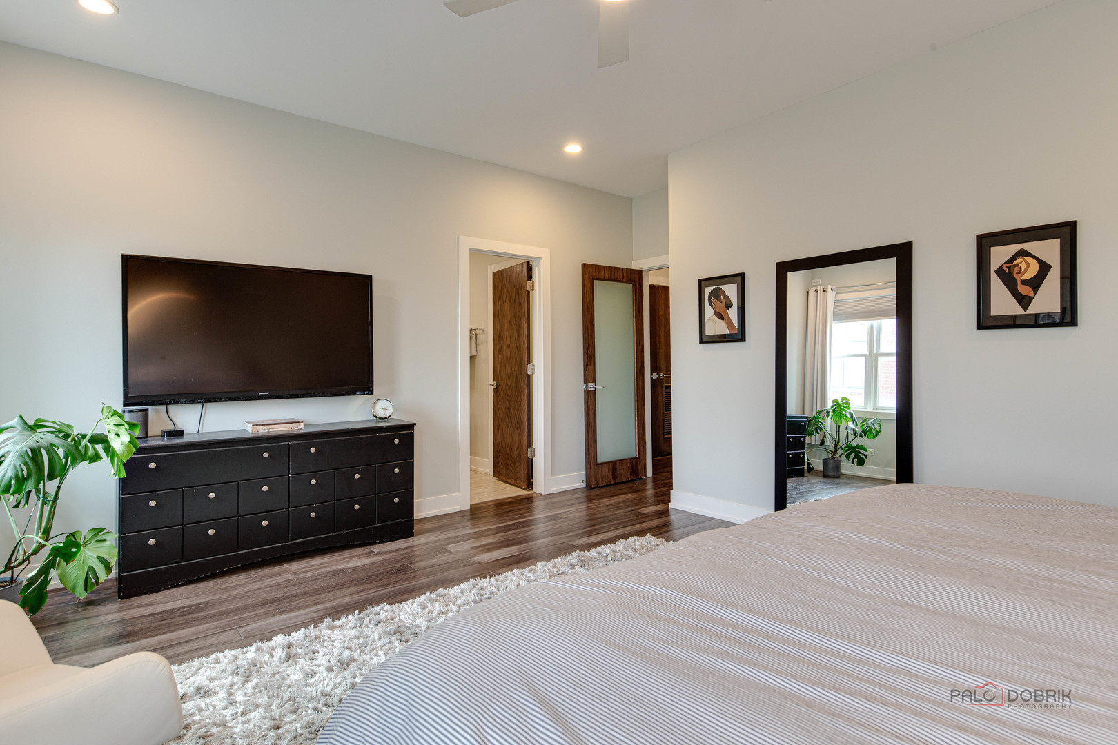 2860 N MILWAUKEE Avenue #2S, Chicago, IL 60618