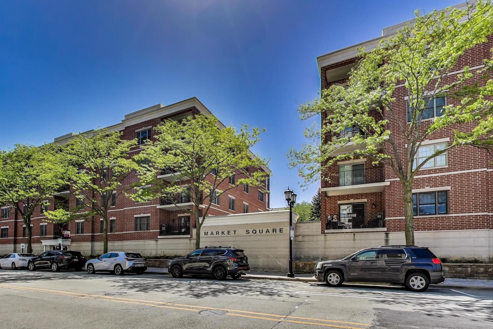 200 N Addison Avenue #306, Elmhurst, IL 60126