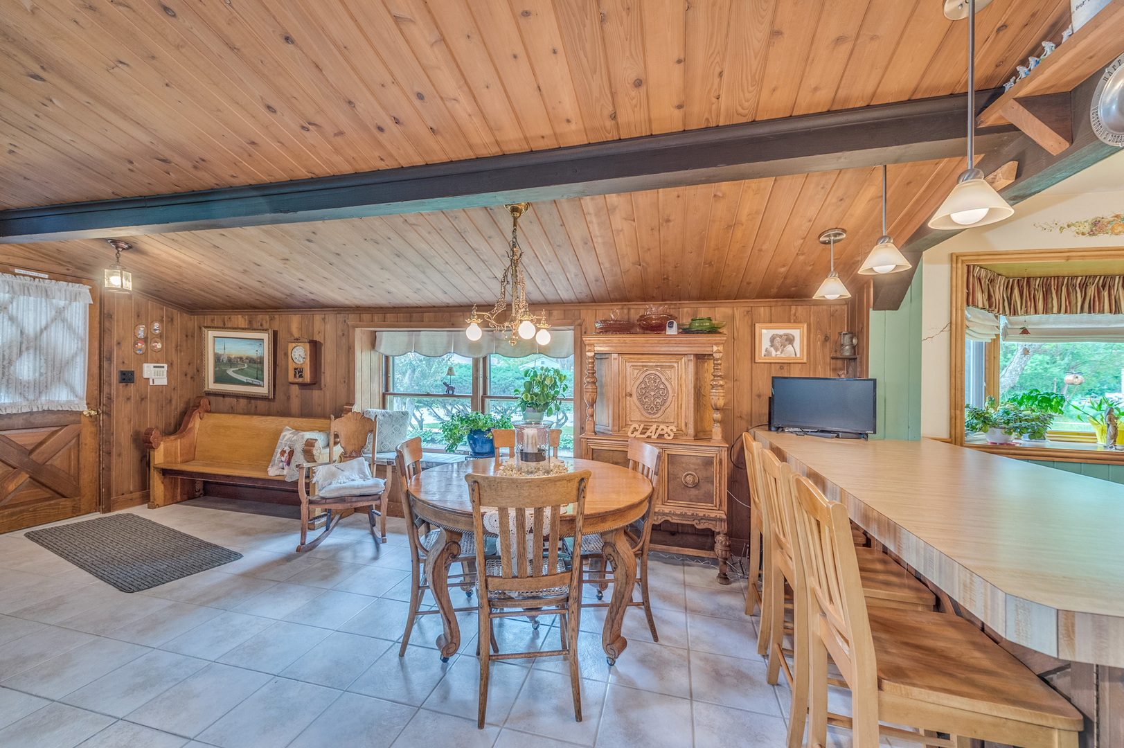 365 S Elm Street, Itasca, IL 60143