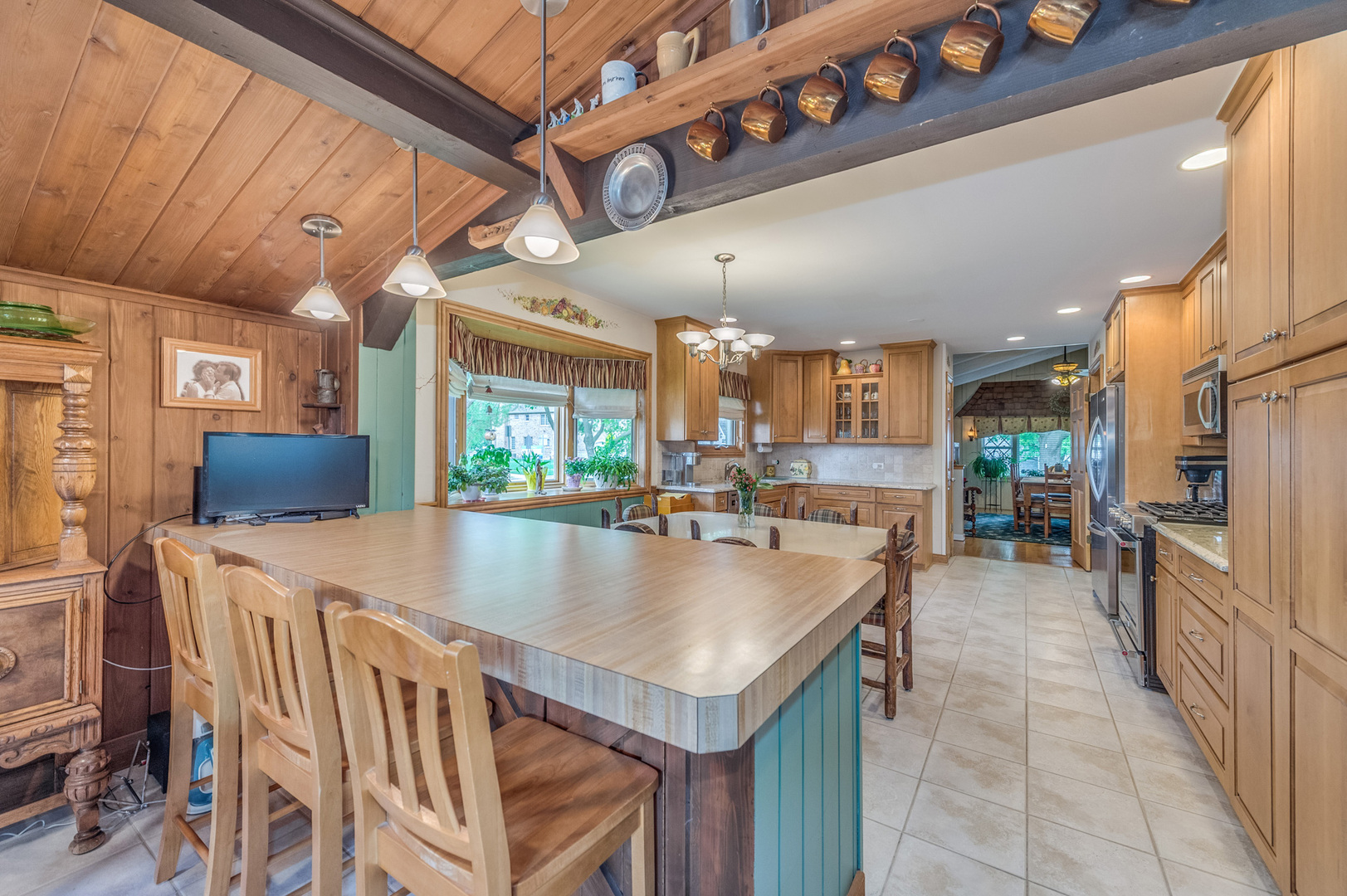 365 S Elm Street, Itasca, IL 60143