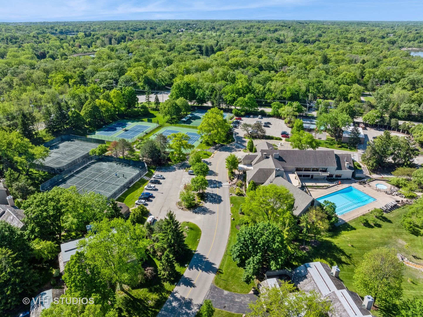 97 Thornhill Lane #D, Lake Barrington, IL 60010