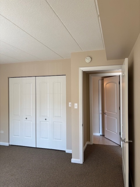 9400 S 79th Avenue #1C, Hickory Hills, IL 60457