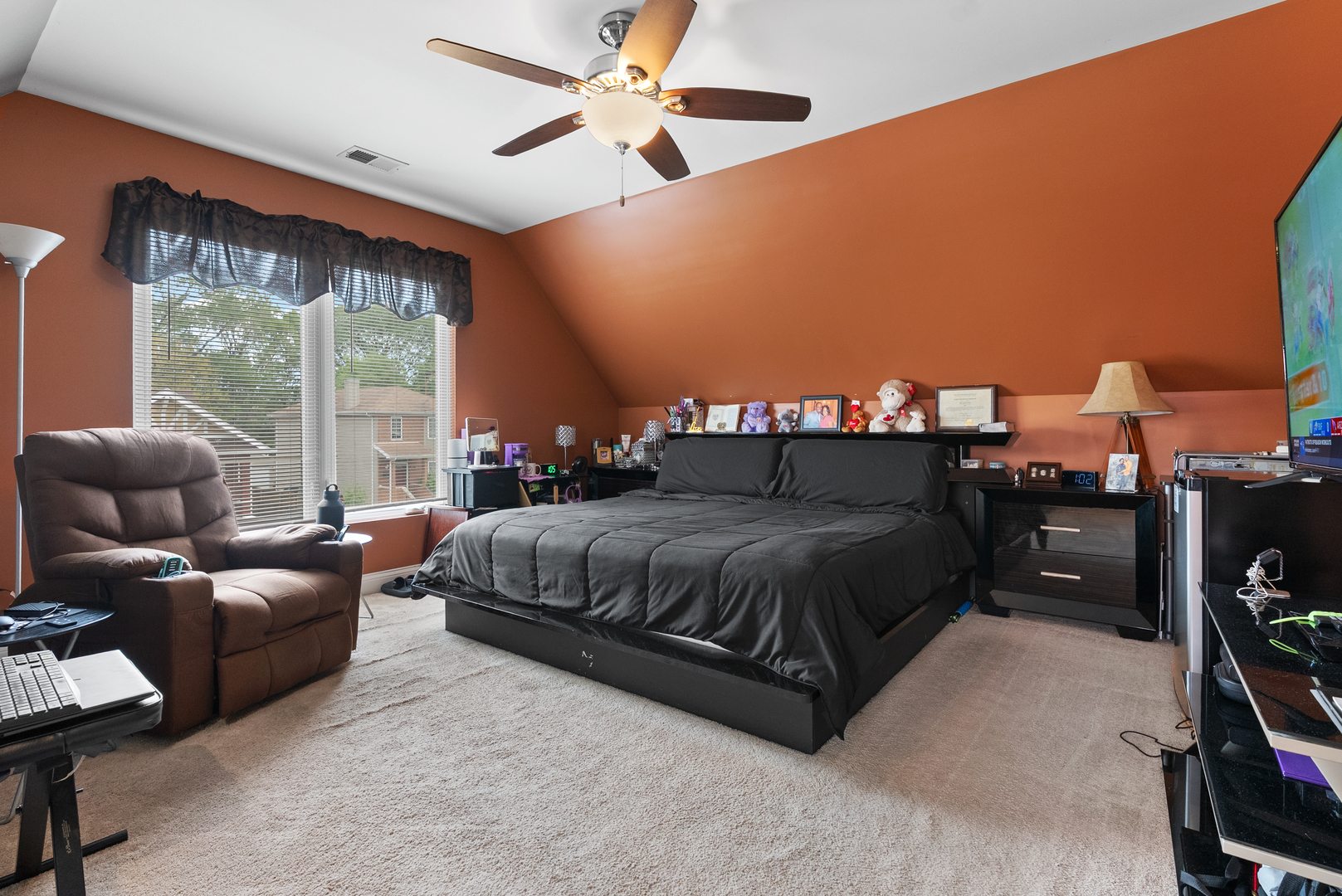 7424 S Euclid Avenue, Chicago, IL 60649