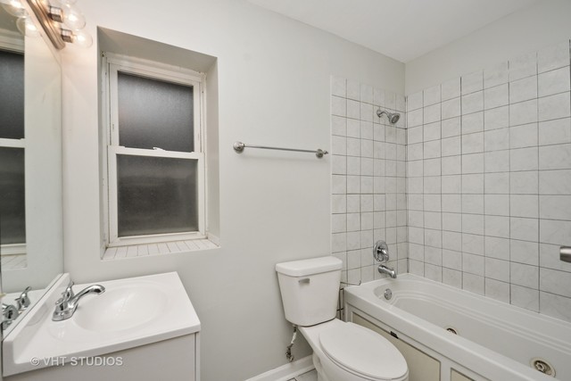 1003 S Oak Park Avenue #4, Oak Park, IL 60304